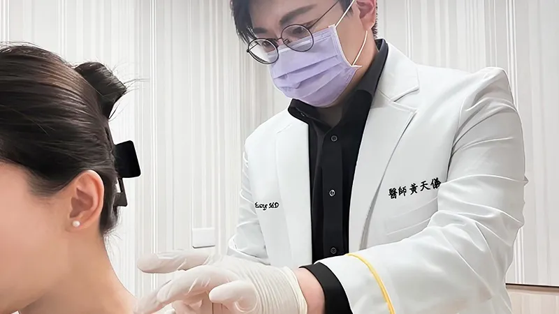 【媒體報導】打造夏日少女背 掰掰厚片大嬸味！